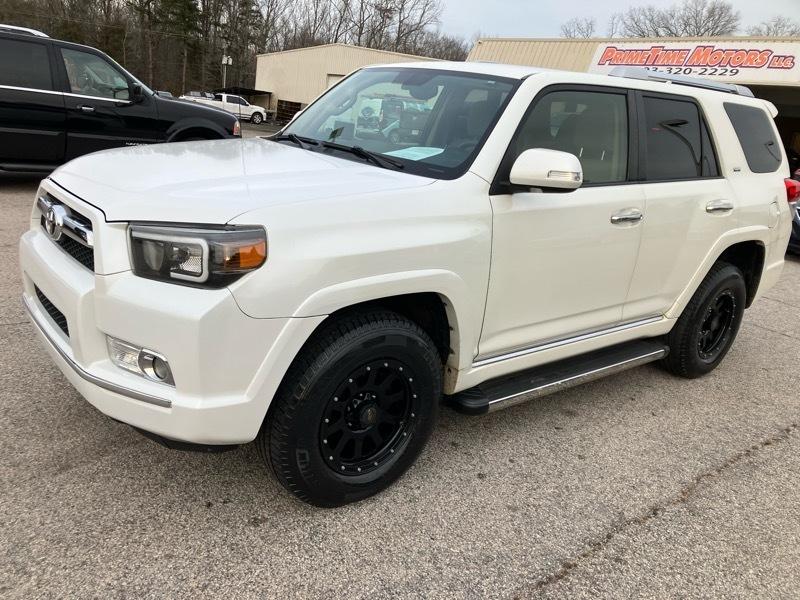 Toyota 4Runner SR5 4WD 2012