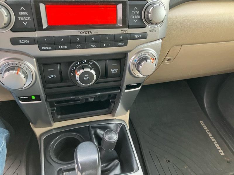 Toyota 4Runner SR5 4WD 2012