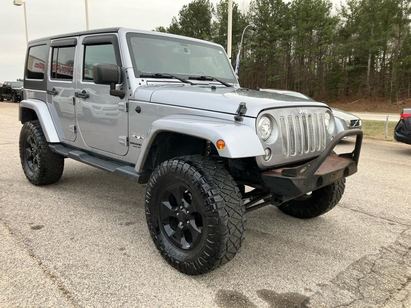 2017 Jeep Wrangler Unlimited Sahara 4WD