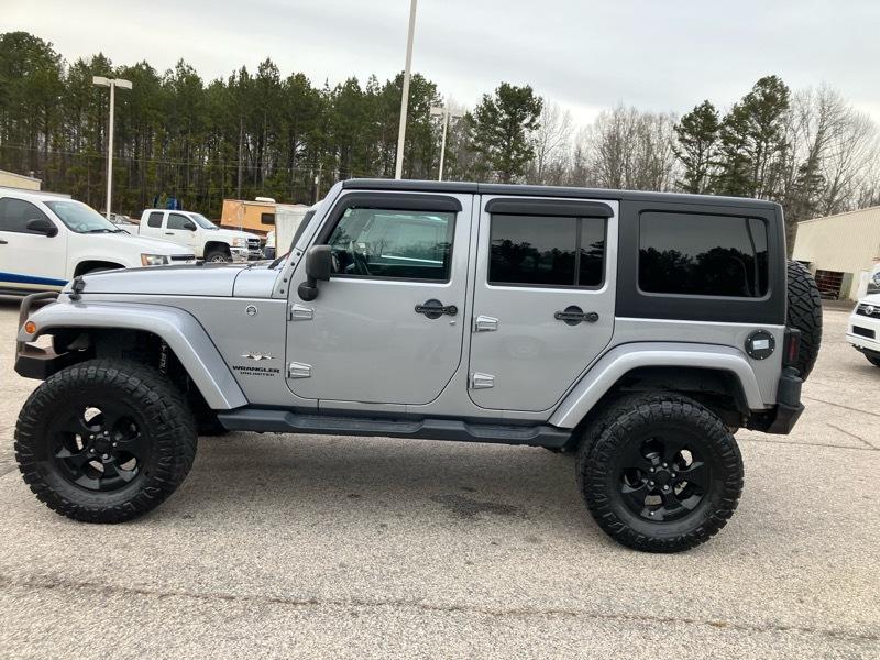 Jeep Wrangler Unlimited Sahara 4WD 2017