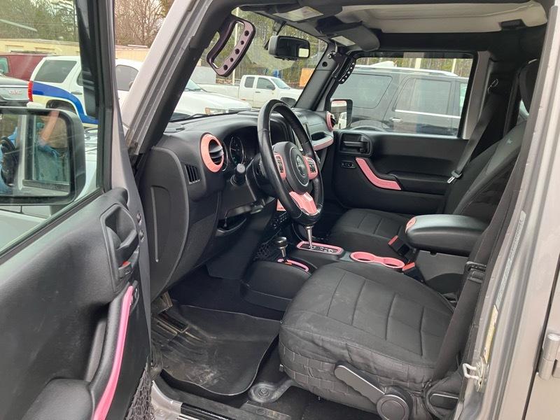 Jeep Wrangler Unlimited Sahara 4WD 2017