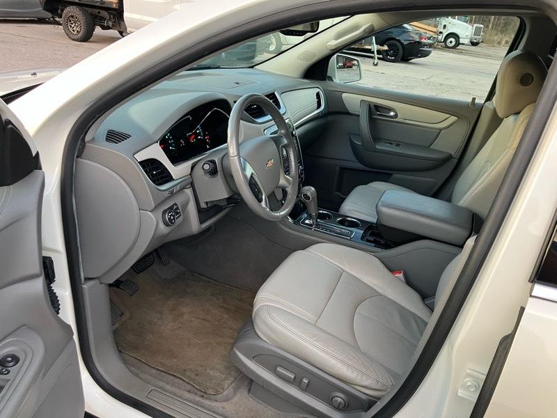 Chevrolet Traverse 2LT FWD 2014