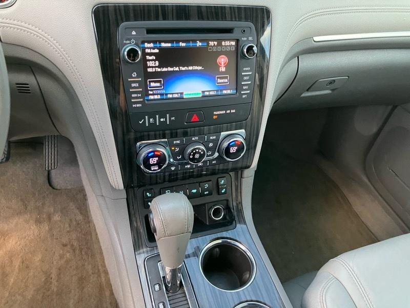 Chevrolet Traverse 2LT FWD 2014