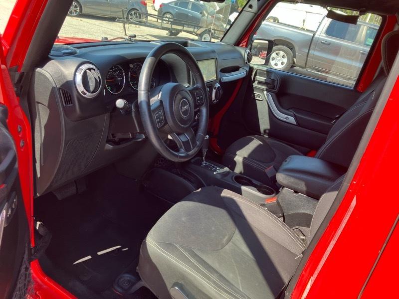 Jeep Wrangler Unlimited Sahara 4WD 2015