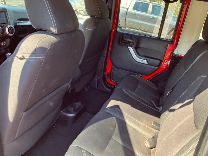 Jeep Wrangler Unlimited Sahara 4WD 2015