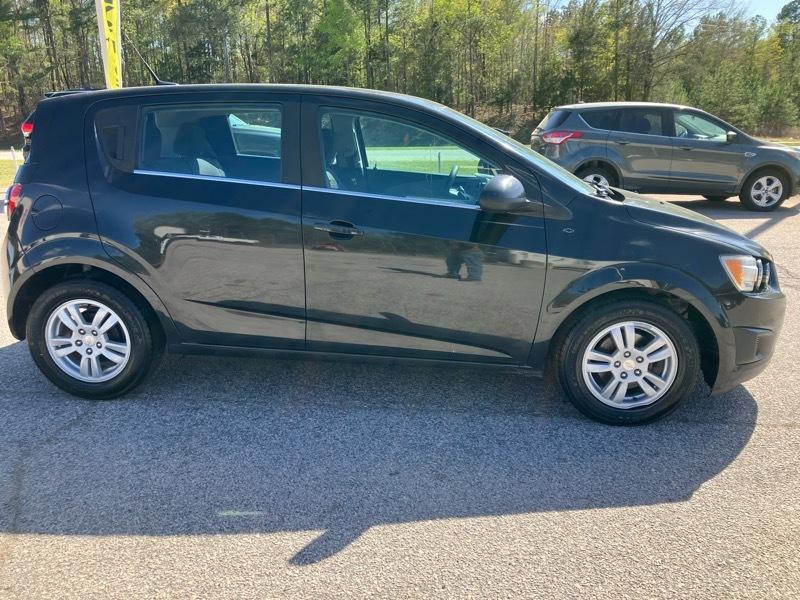 Chevrolet Sonic LT Auto 5-Door 2014