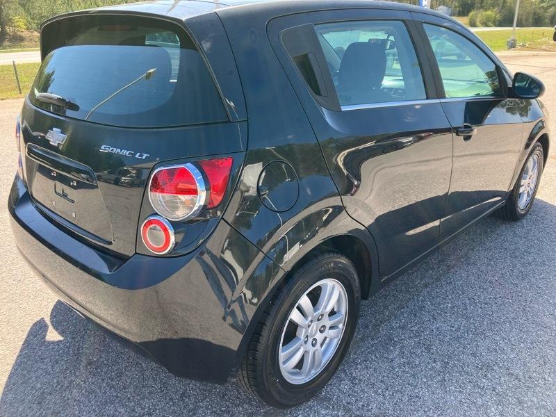 Chevrolet Sonic LT Auto 5-Door 2014