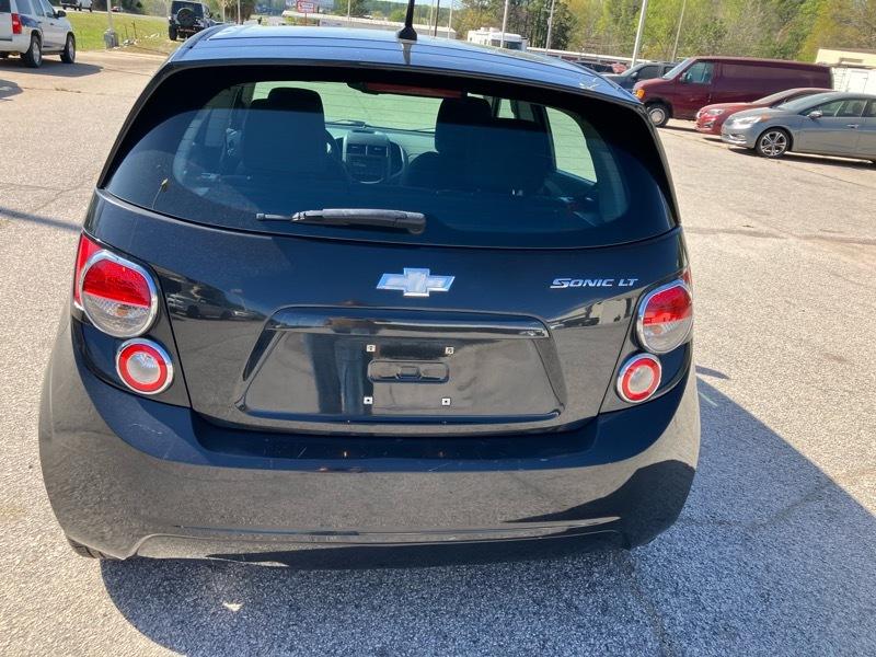 Chevrolet Sonic LT Auto 5-Door 2014