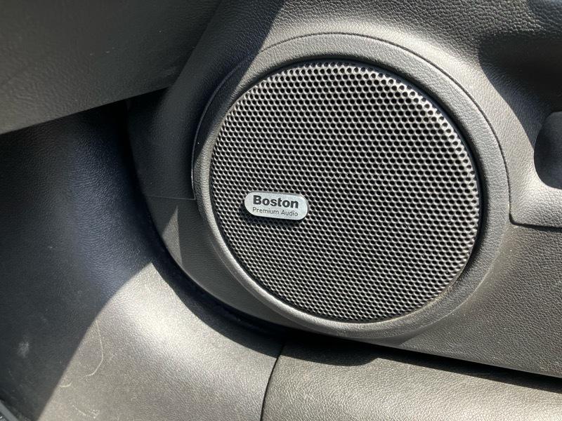 Chevrolet Camaro Convertible 2LT 2011