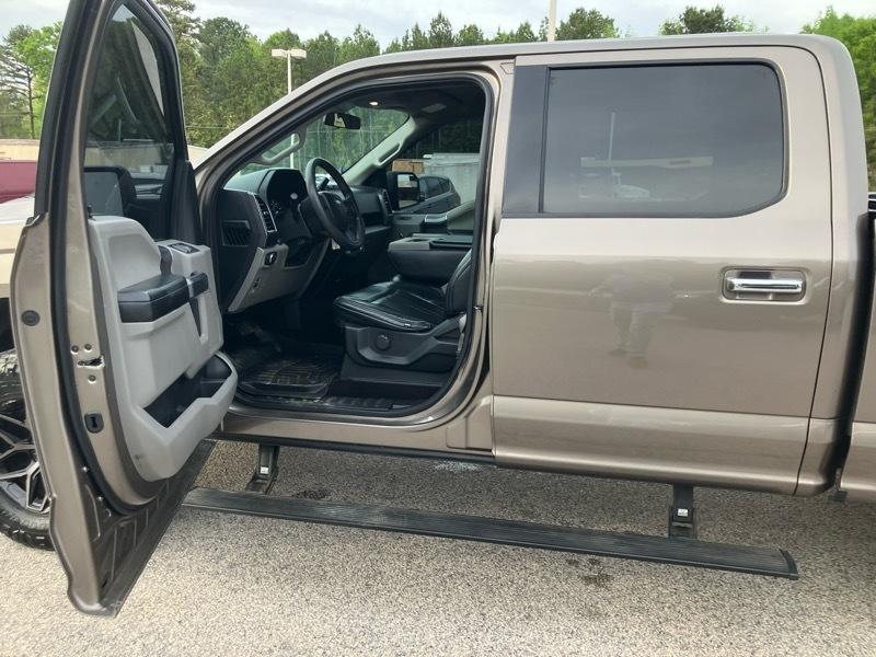 Ford F-150 4WD Reg Cab 145" XLT w/HD Payload Pkg 2018