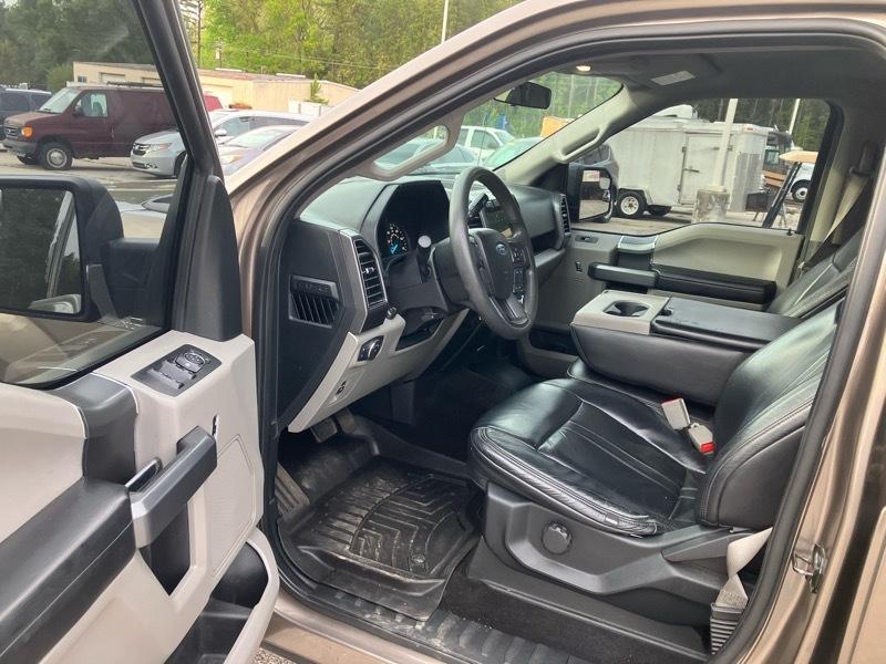 Ford F-150 4WD Reg Cab 145" XLT w/HD Payload Pkg 2018