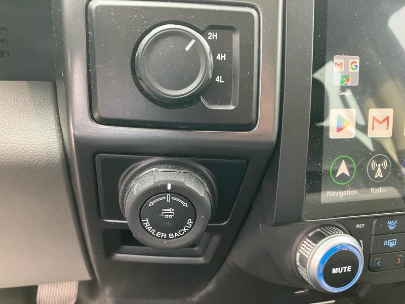 Ford F-150 4WD Reg Cab 145" XLT w/HD Payload Pkg 2018