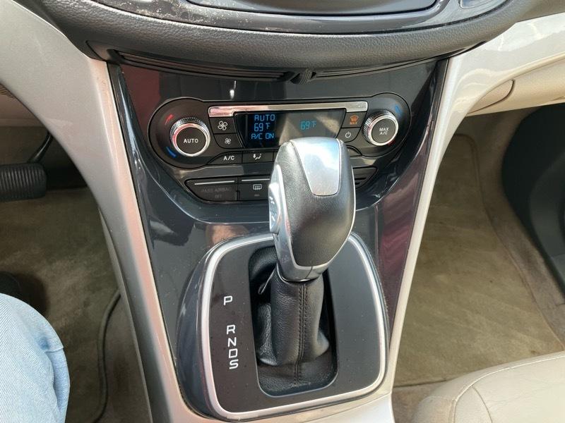 Ford Escape SEL FWD 2013