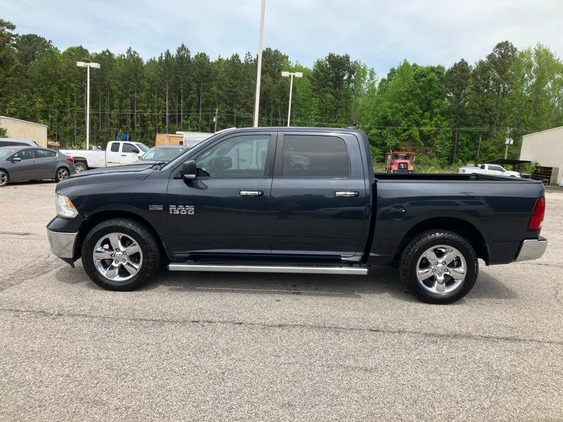 RAM 1500 2WD Crew Cab 140.5" SLT 2013