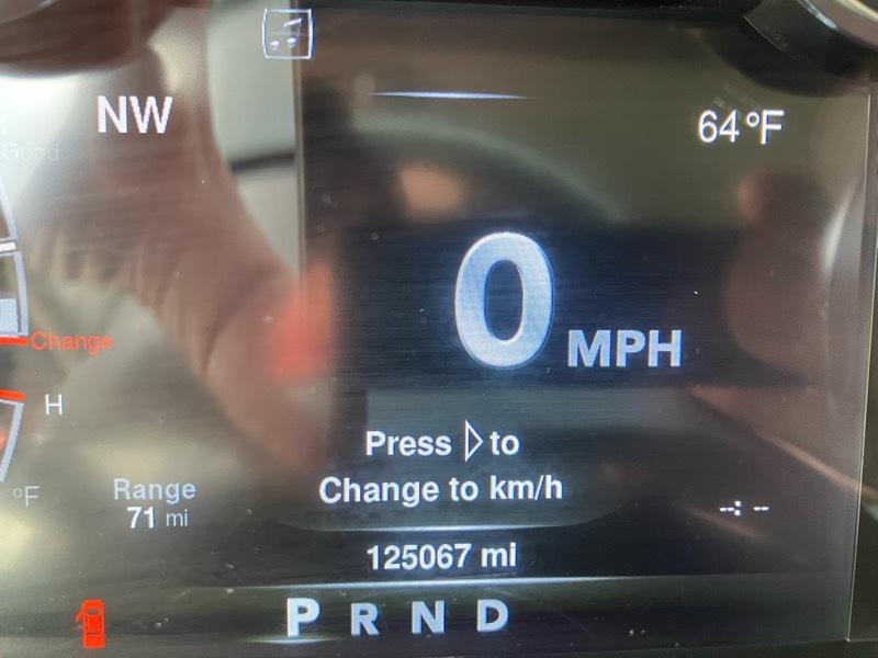 RAM 1500 2WD Crew Cab 140.5" SLT 2013