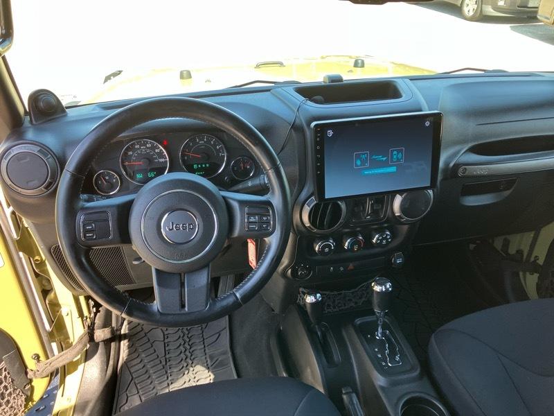 Jeep Wrangler Unlimited Sport 4WD 2013