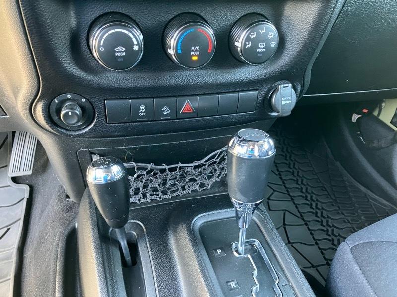 Jeep Wrangler Unlimited Sport 4WD 2013