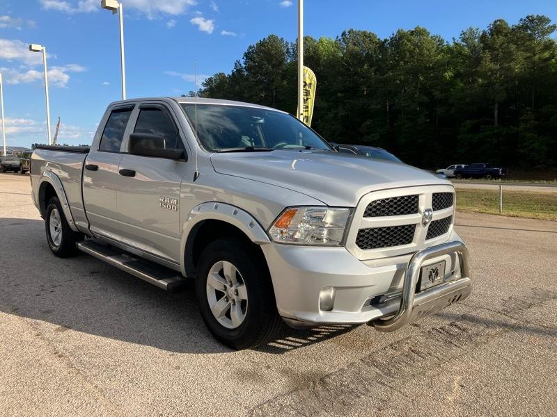 RAM 1500 4WD Quad Cab 140.5" Express *Ltd Avail* 2016