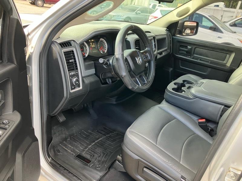 RAM 1500 4WD Quad Cab 140.5" Express *Ltd Avail* 2016