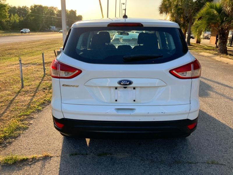 Ford Escape S FWD 2014