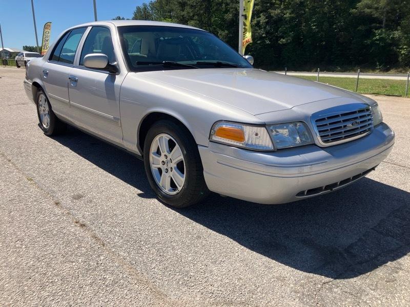 2011 Ford Crown Victoria LX (Fleet)'s photo