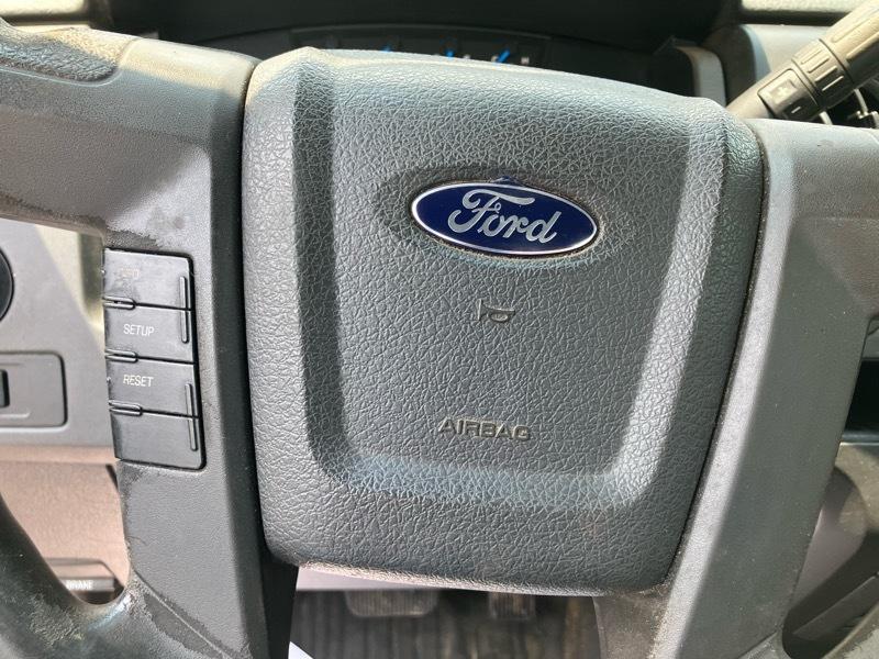 Ford F-150 4WD Reg Cab 126" XLT 2013