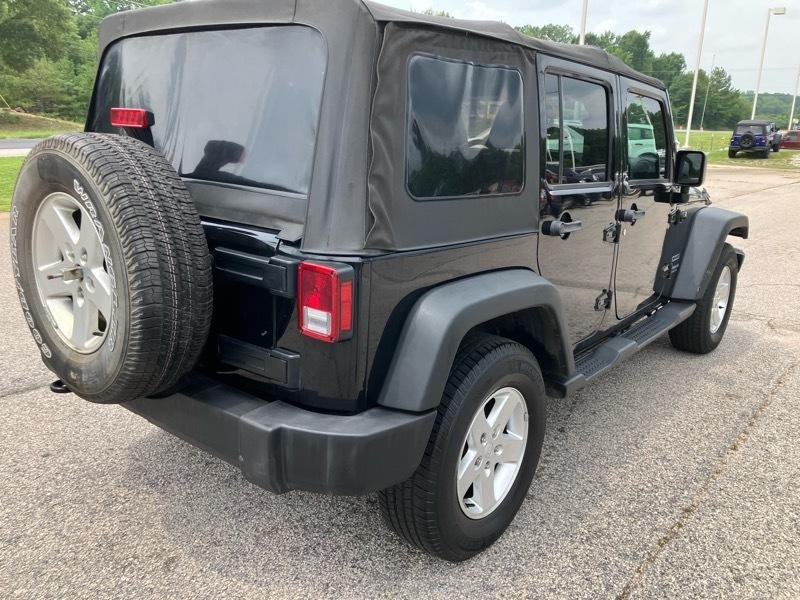 Jeep Wrangler Unlimited 4WD 4dr Sport 2015
