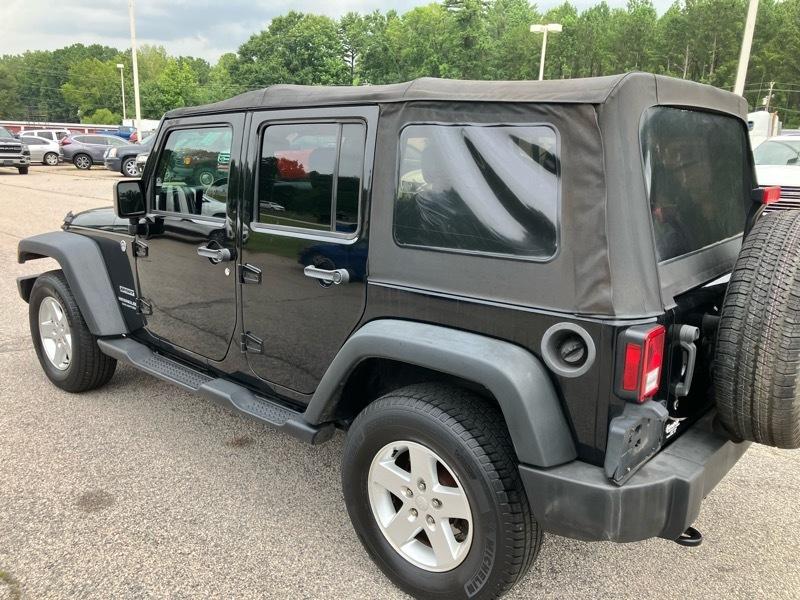Jeep Wrangler Unlimited 4WD 4dr Sport 2015