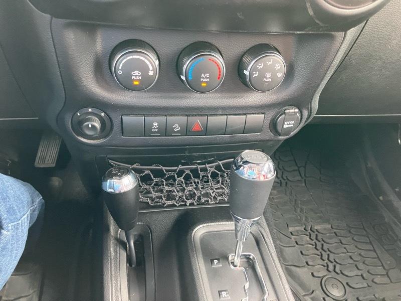 Jeep Wrangler Unlimited 4WD 4dr Sport 2015