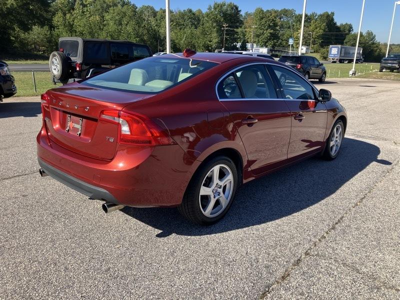 Volvo S60 T5 2012