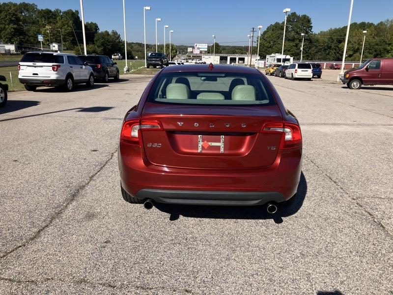Volvo S60 T5 2012