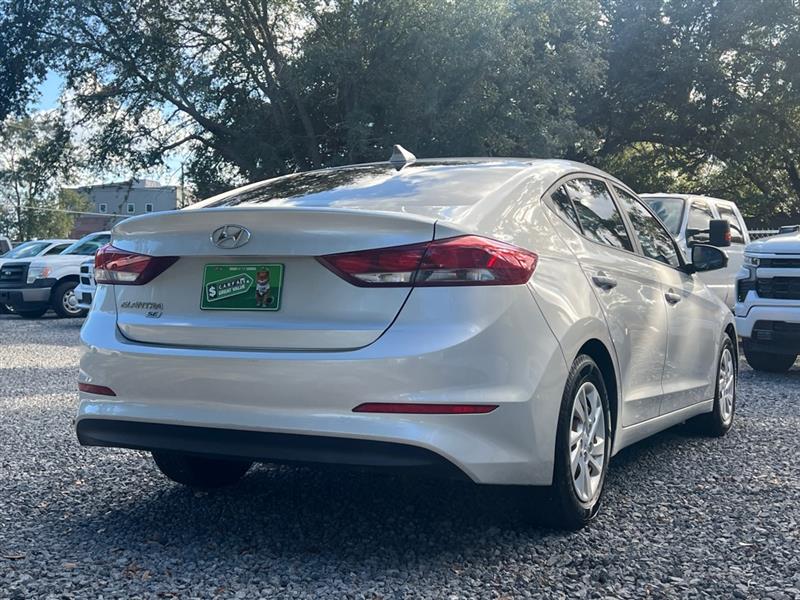 Hyundai Elantra  2017 Hyundai Elantra  2017