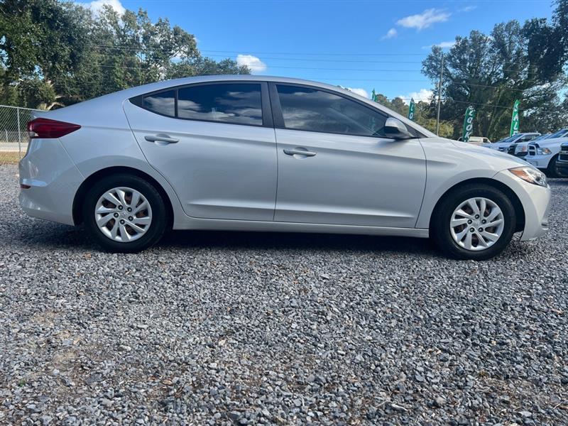 Hyundai Elantra  2017 Hyundai Elantra  2017