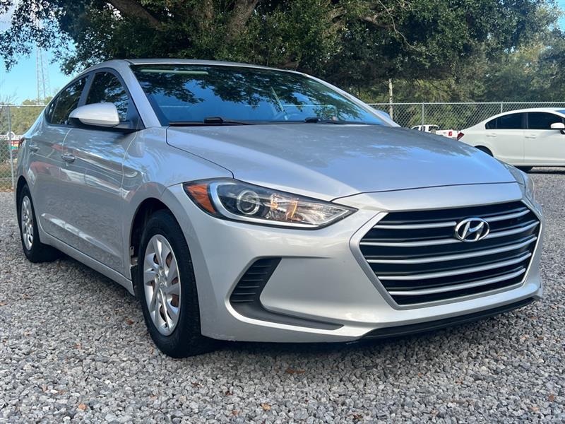 Hyundai Elantra  2017 Hyundai Elantra  2017