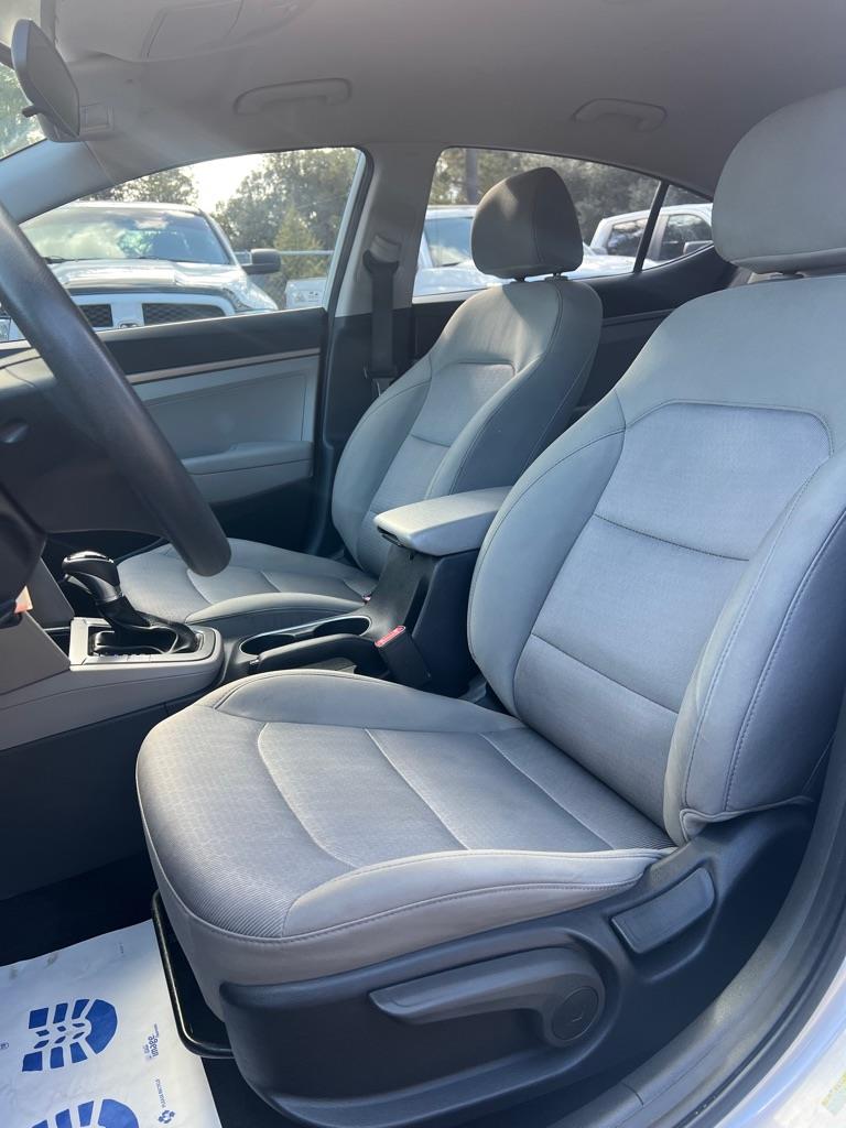 Hyundai Elantra  2017 Hyundai Elantra  2017