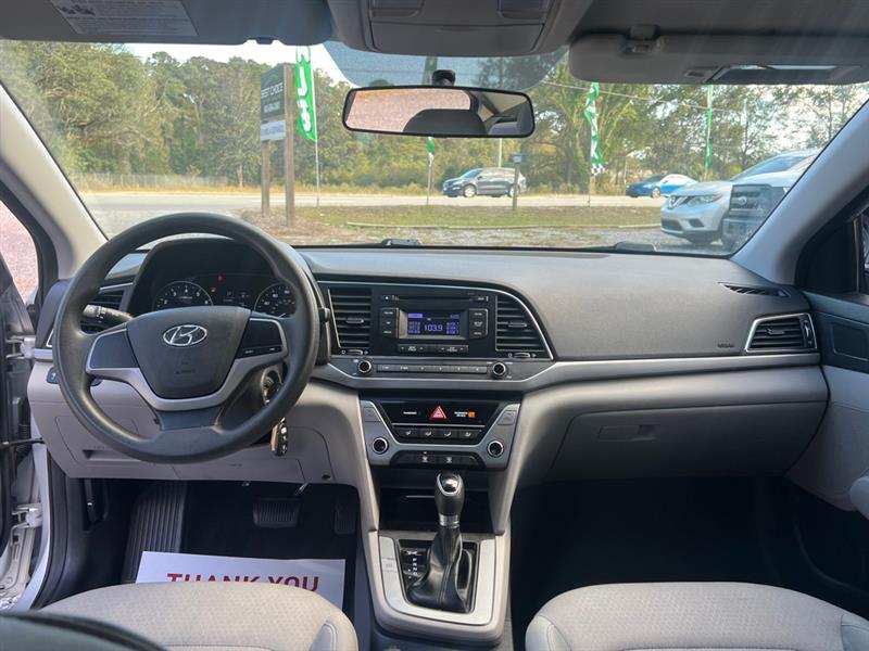 Hyundai Elantra  2017 Hyundai Elantra  2017