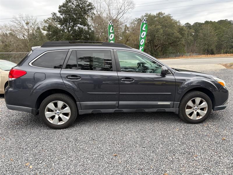 Subaru Outback  2011