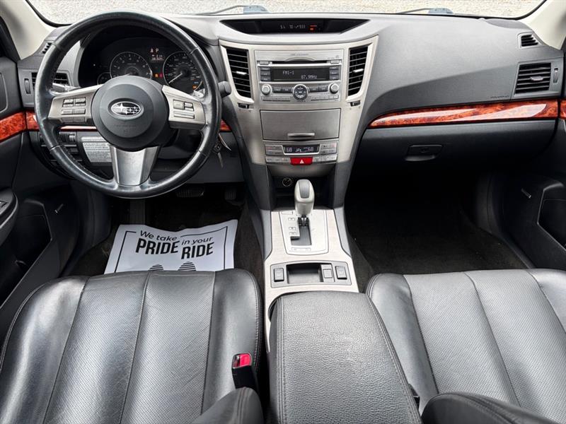 Subaru Outback  2011