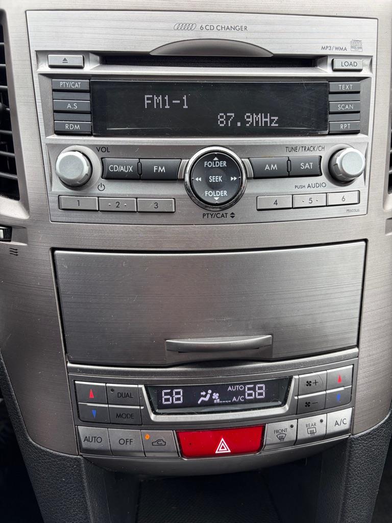 Subaru Outback  2011