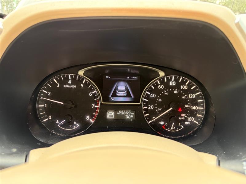 Nissan Pathfinder  2015