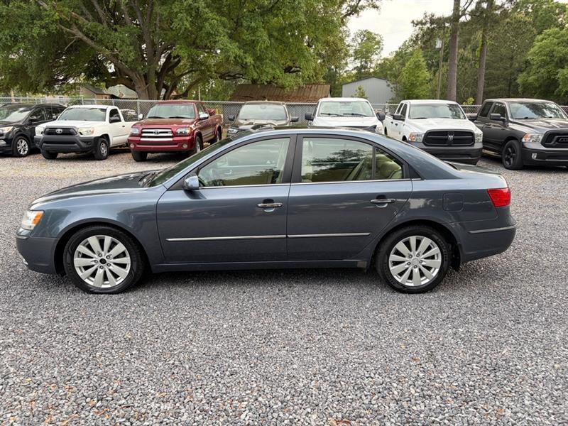 Hyundai Sonata  2010