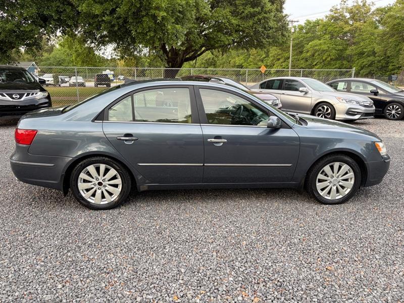 Hyundai Sonata  2010