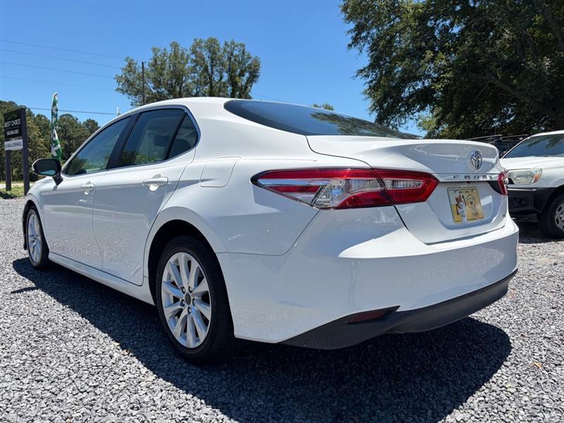 Toyota Camry  2018