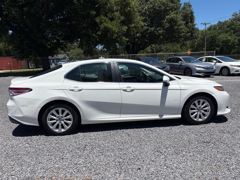 Toyota Camry  2018