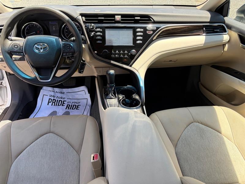 Toyota Camry  2018