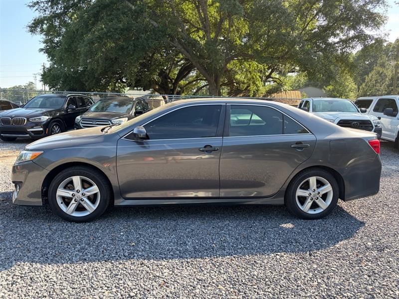 Toyota Camry  2013