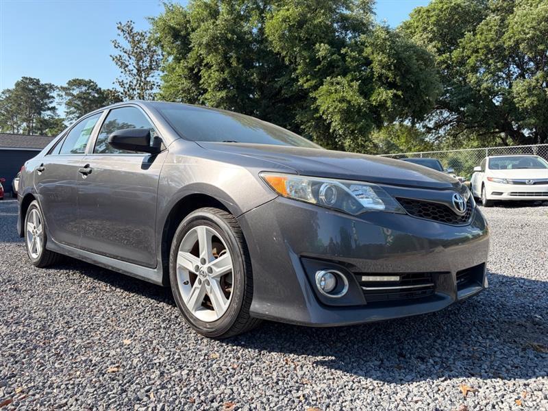 Toyota Camry  2013