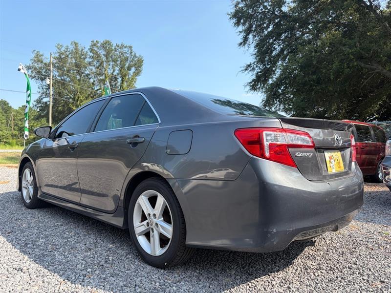 Toyota Camry  2013