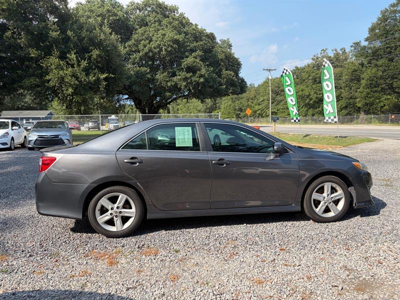 Toyota Camry  2013
