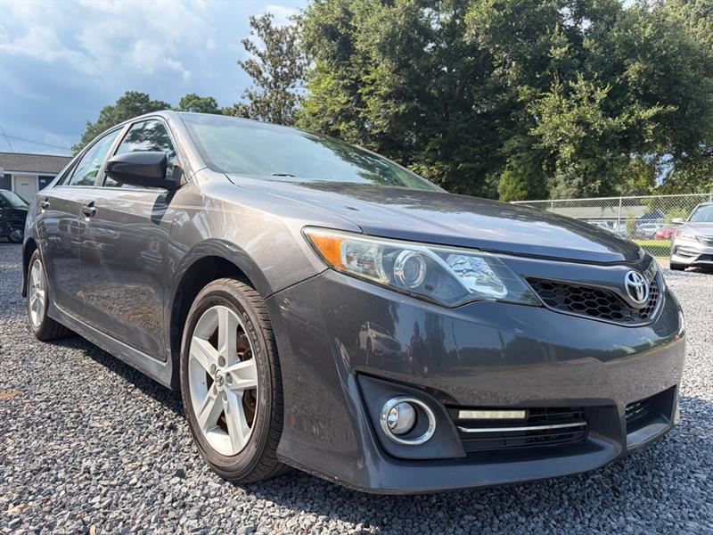 Toyota Camry  2013
